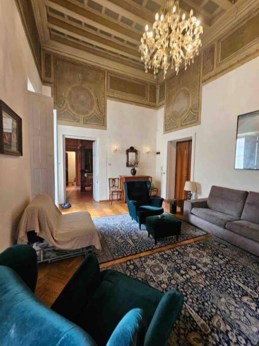 Appartamento Storico Nel Centro فلورنس المظهر الخارجي الصورة